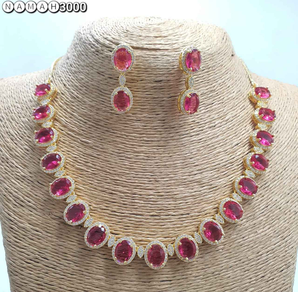 Red American Gold Diamond Necklace Set