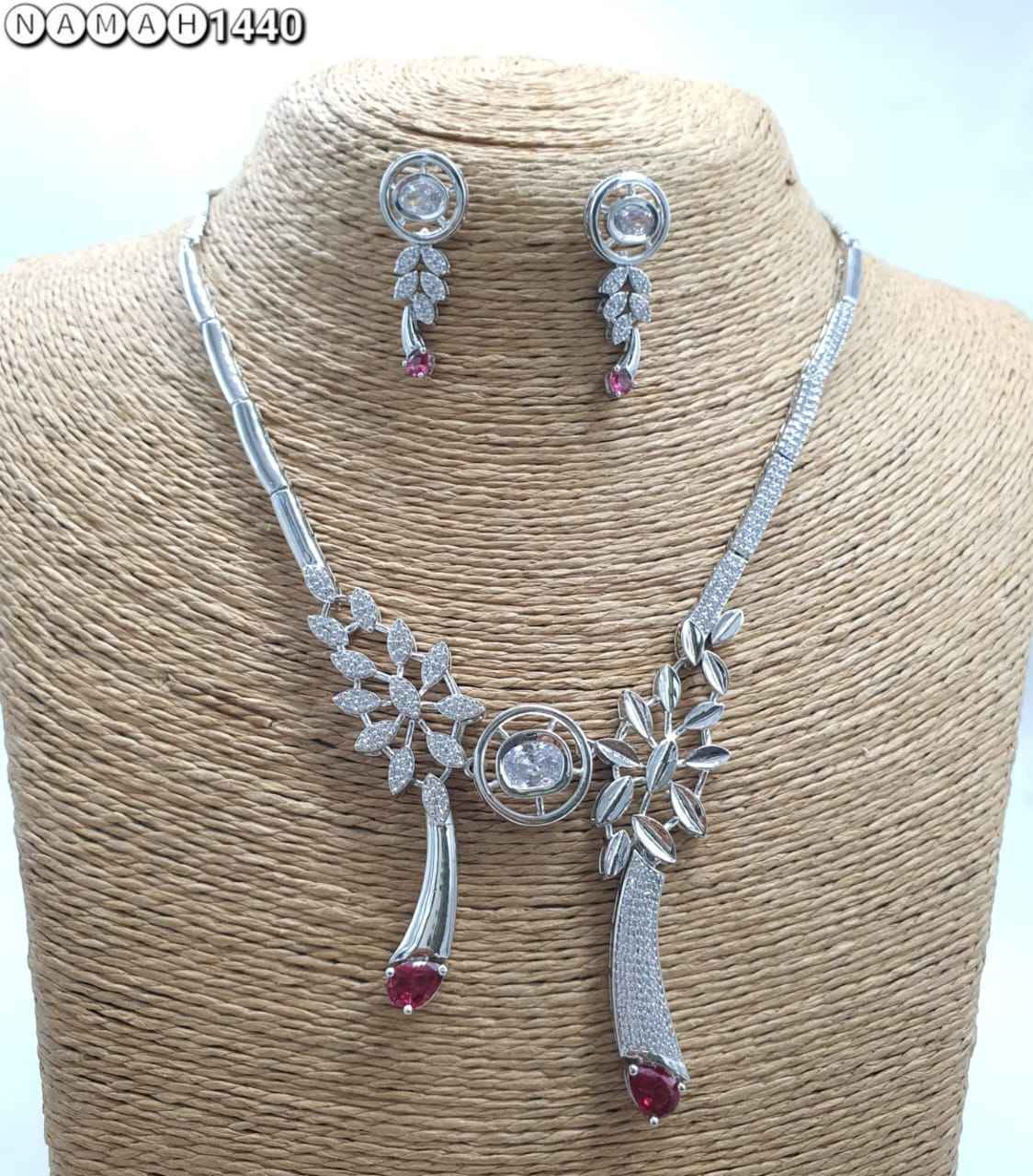 White American Diamond Necklace Set
