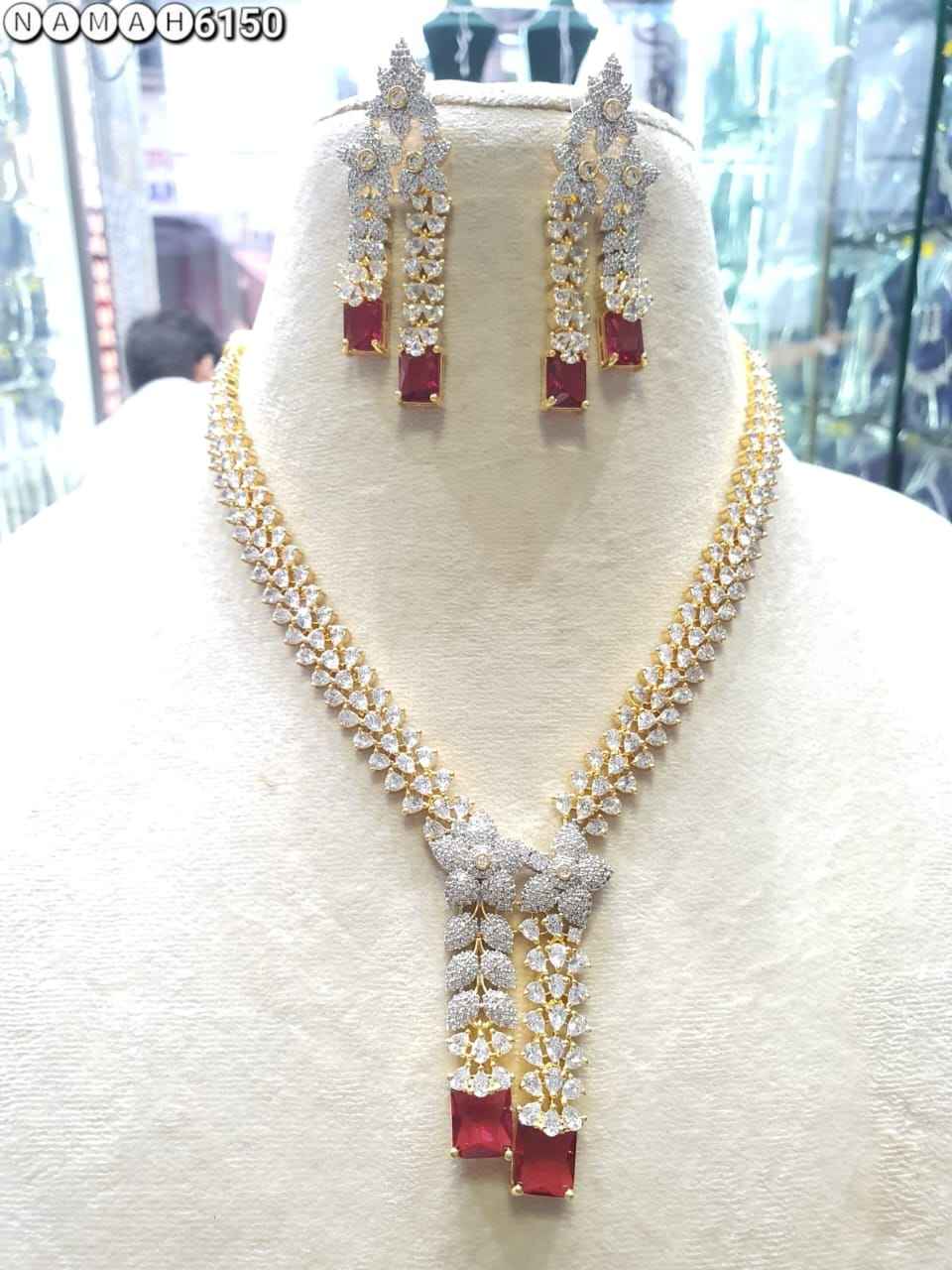 Red American Gold Diamond Necklace Set