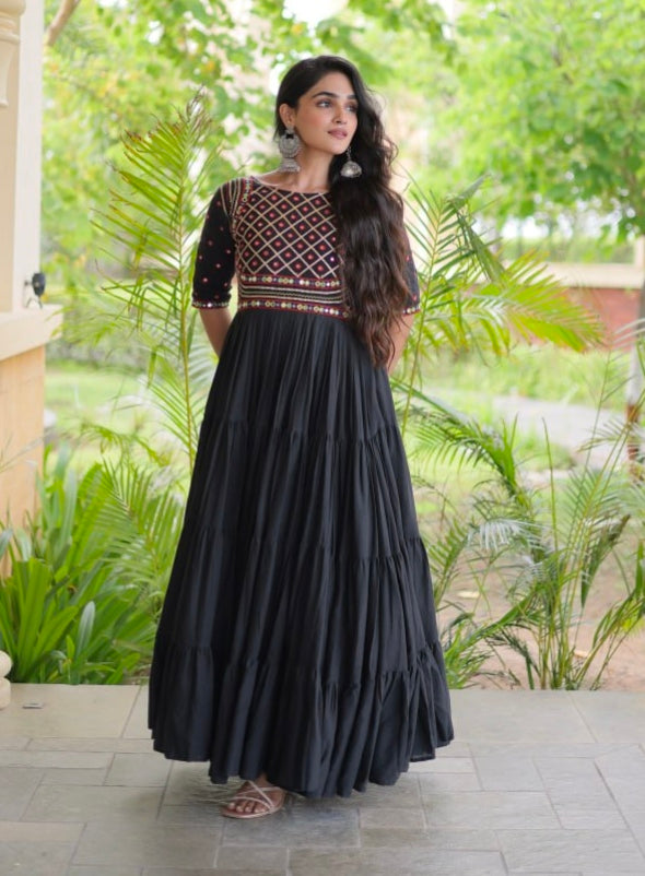 Black Pure Kora Cotton Multi Thread Gotta Patti Mirror Work Navratri Lehenga Choli