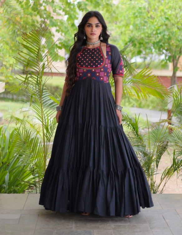 Black Pure Kora Cotton Multi Thread Mirror Work Navratri Gown