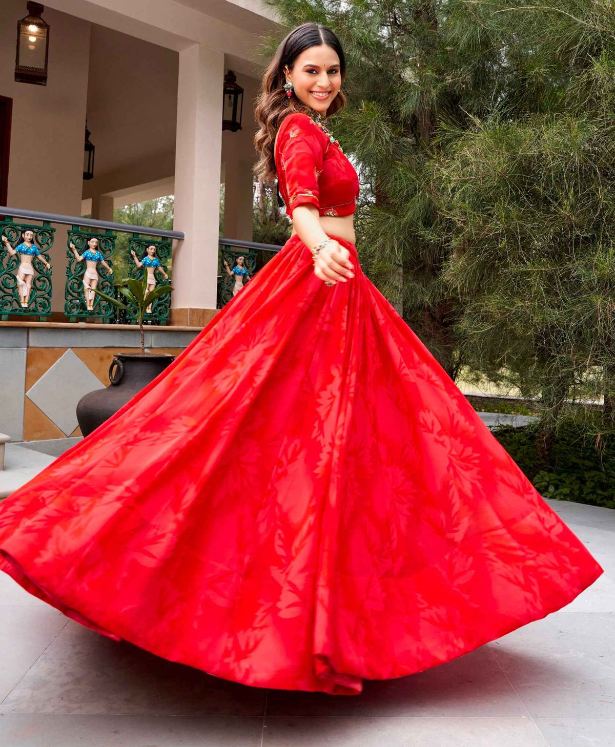 Red Pure Silk Heavy Thread Embroidery Sequins Work Navratri Lehenga Choli