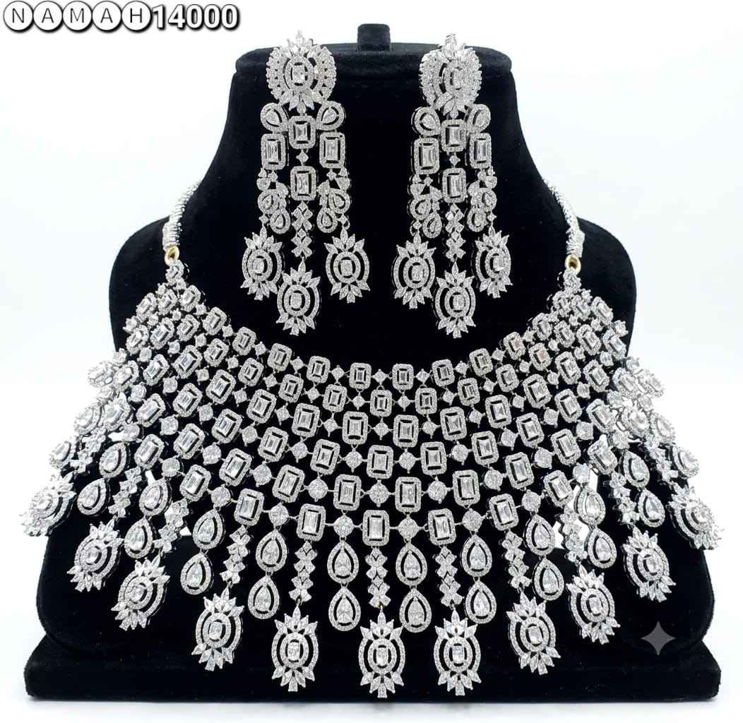 Green & White American Diamond Necklace Jewellery Set