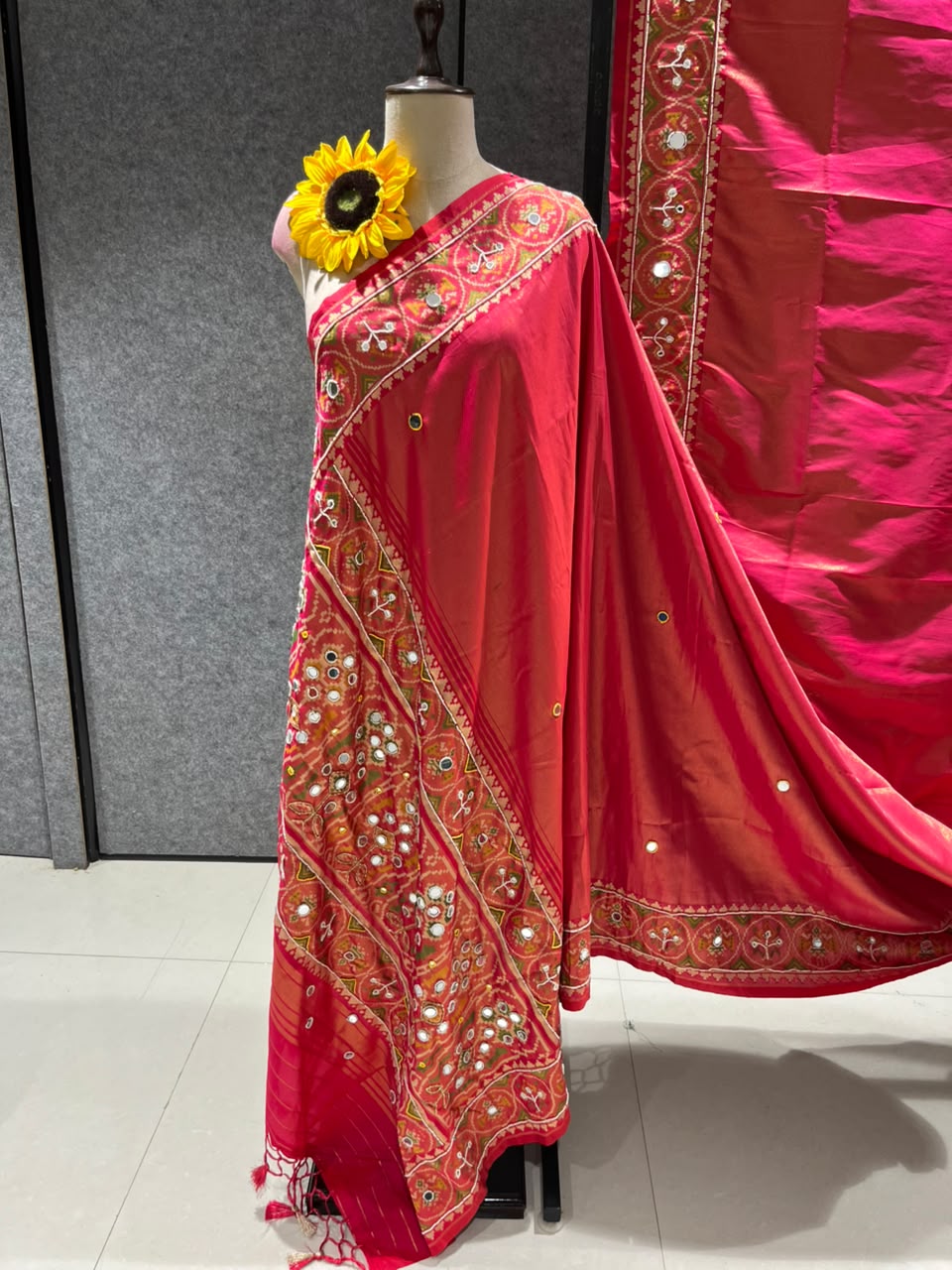 Red Pure Soft Banarasi Patola Silk Blend Traditional Manekchowk Hand and Mirror Work Patola Saree