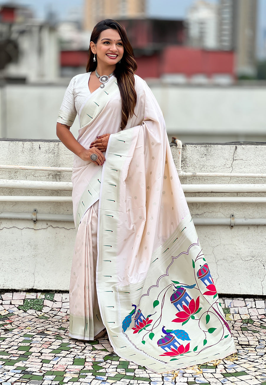 Pearl White Pastel Zari Woven Peacock Lotus Paithani Silk Saree Paithani Saree Anant Tex Exports Pvt.Ltd..