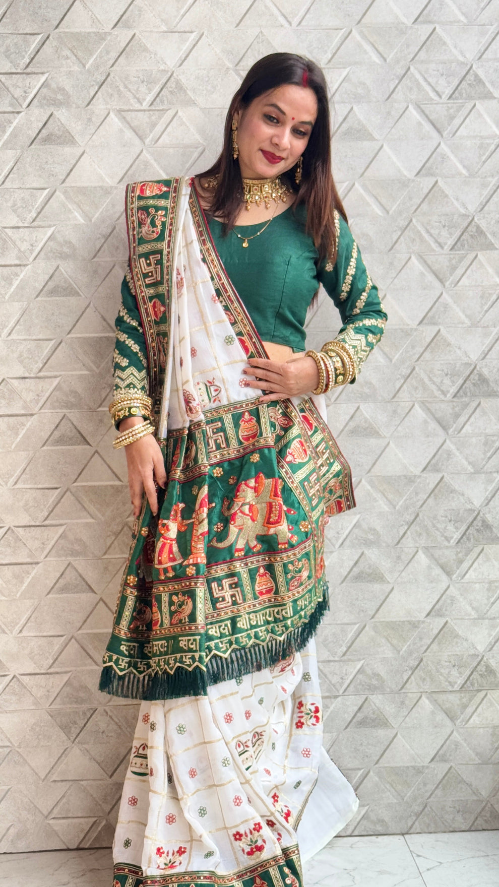 White Green Pure Soft Silk Panter Patola Embroiderd Panter Patola Saree