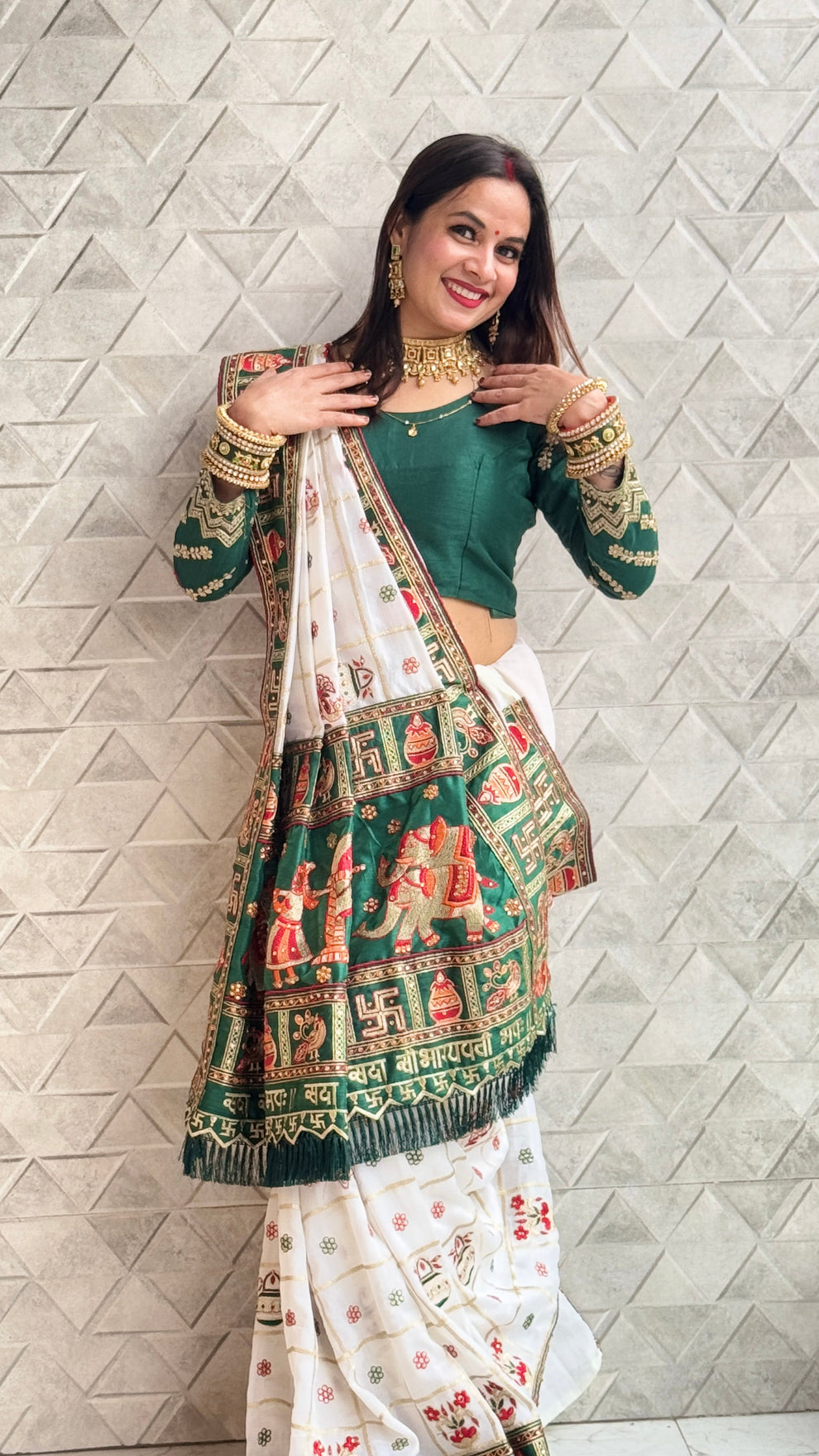 White Green Pure Soft Silk Panter Patola Embroiderd Panter Patola Saree