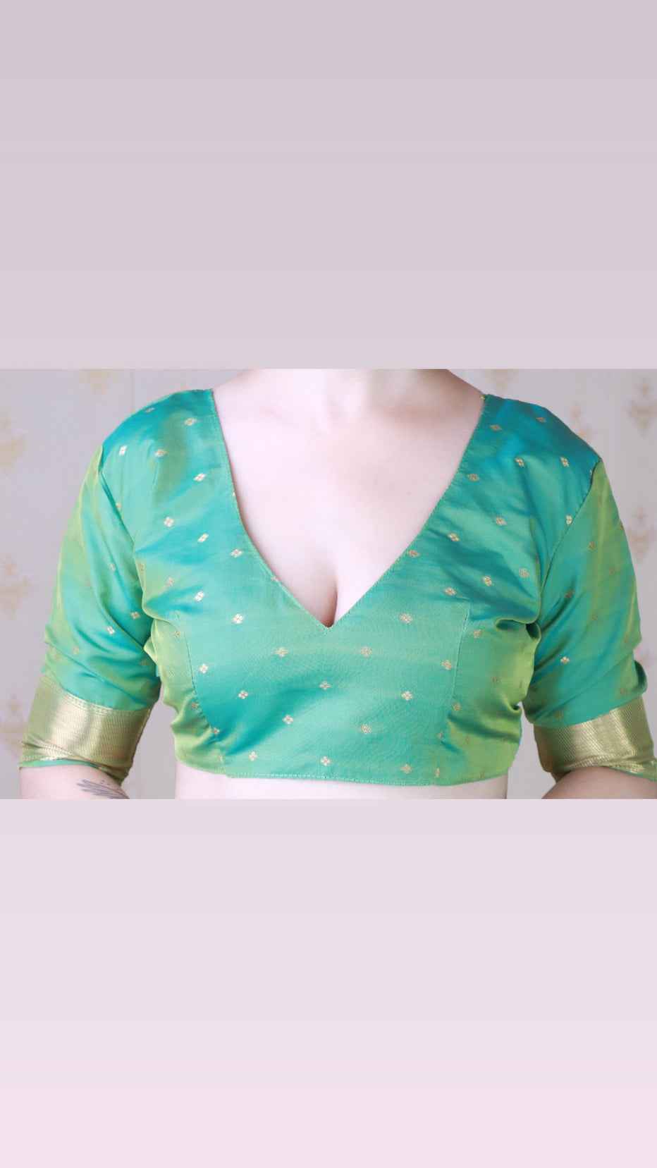 Green Soft Silk with Kamdhenu Weaves Zari Woven Saree