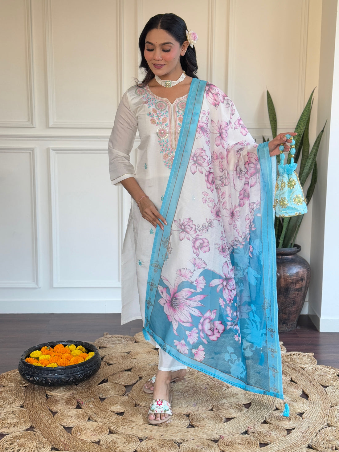 White & Blue Chanderi Kurti Set with Floral Print Silk Dupatta