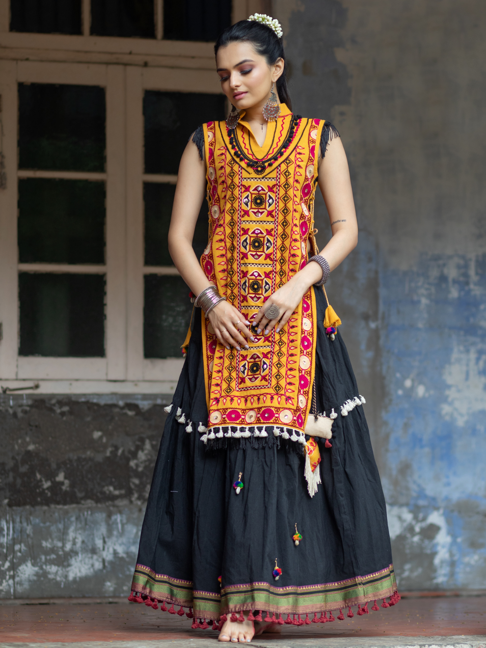 Navratri Garba Garba Special Kedia and Tulip Pants for Women&