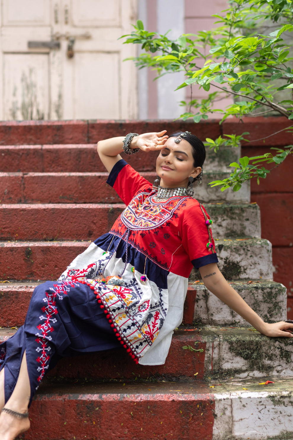 Navratri Garba Garba Special Kedia and Tulip Pants for Women&