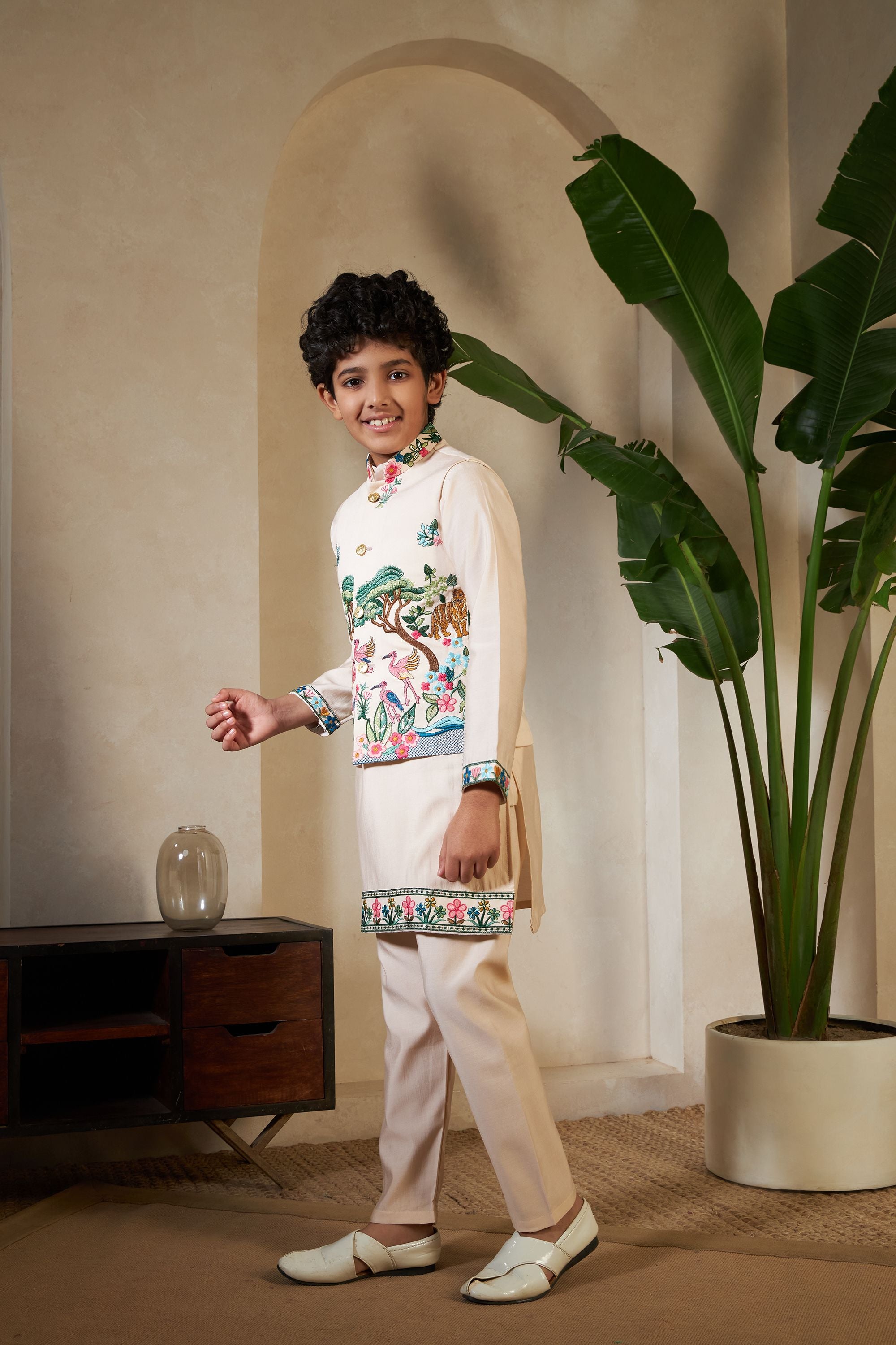 Chiku Pure Viscose Silk Silk Kids Boy Kurta Pajama With Koti Jacket