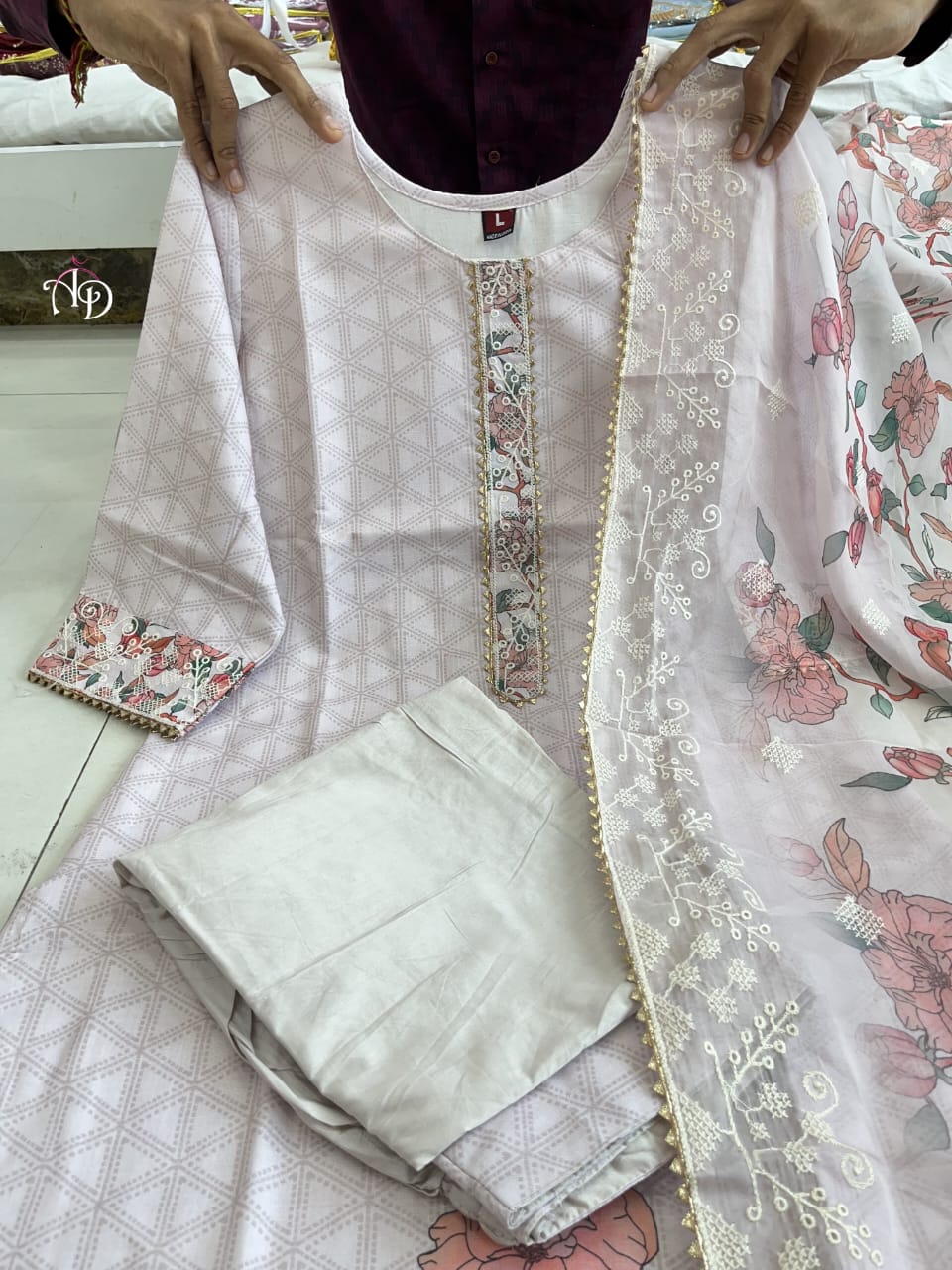 Lilan Salwar Suite