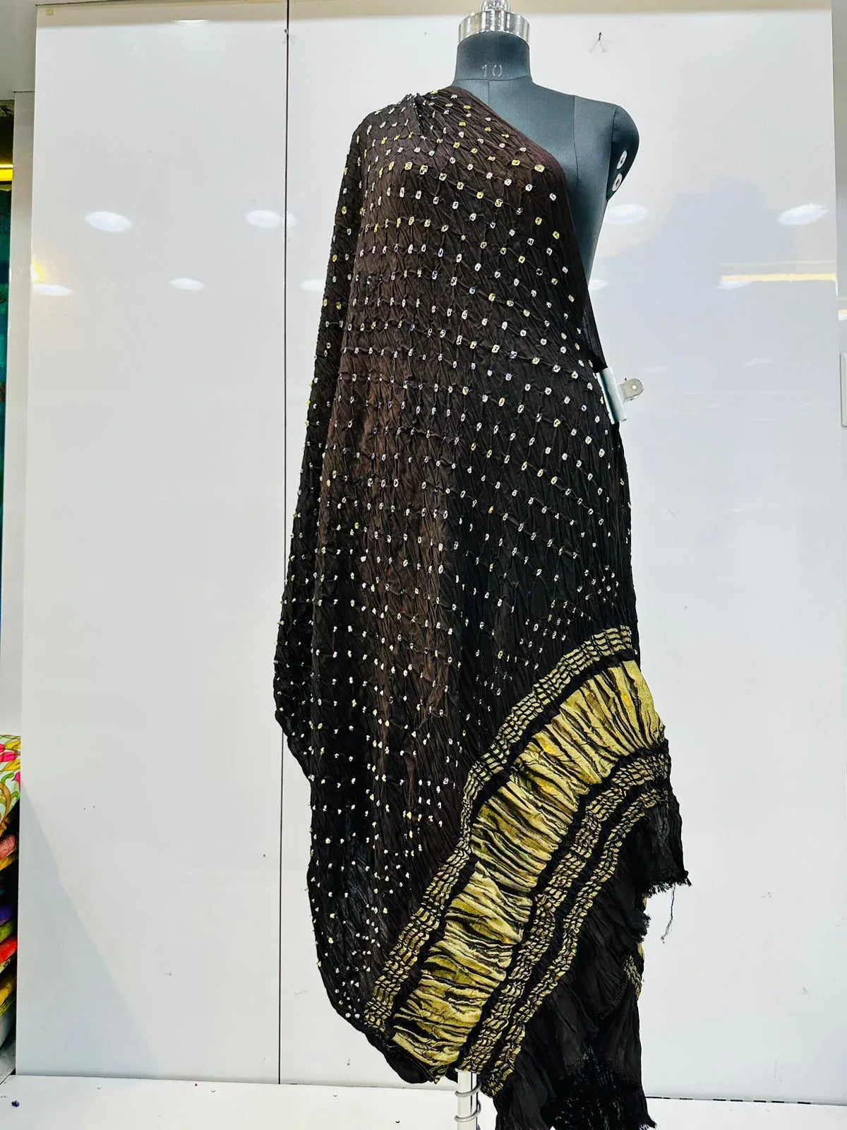 PURE HANDMADE BANDHANI DUPPTA - Anant Exports