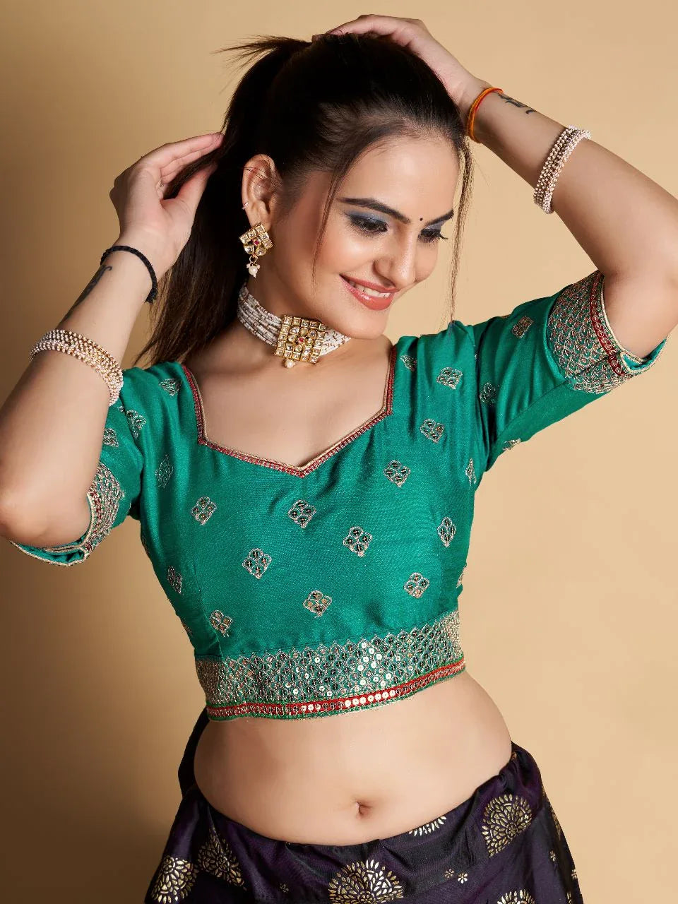 Beautifull Embroidered Work Blouse - Anant Exports