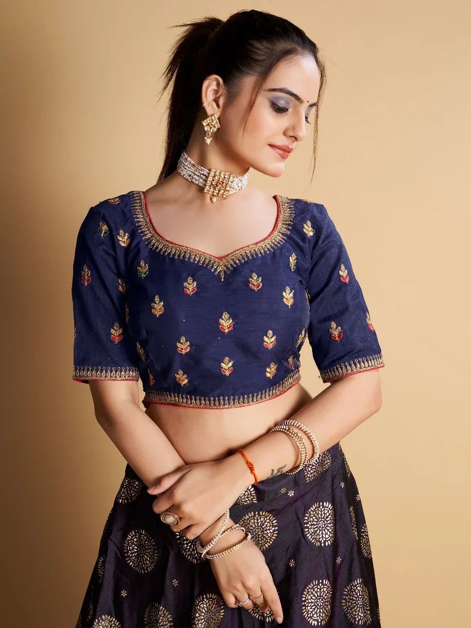 Beautifull Embroidered Work Blouse - Anant Exports
