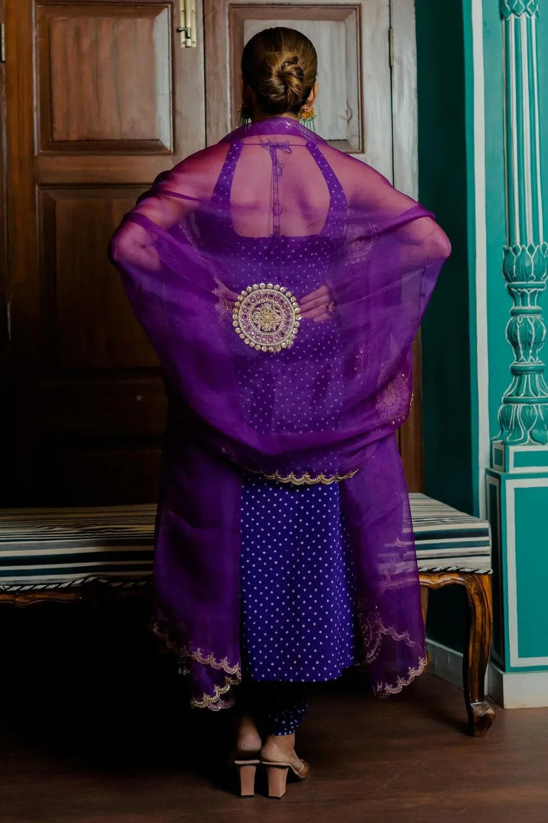 SINGLES FESTIVE WEAR SUIT D.NO 210 - Anant Exports