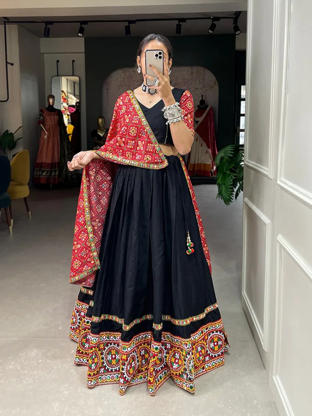 Navratri Wear Lehenga Choli D.No 1655 - Anant Exports