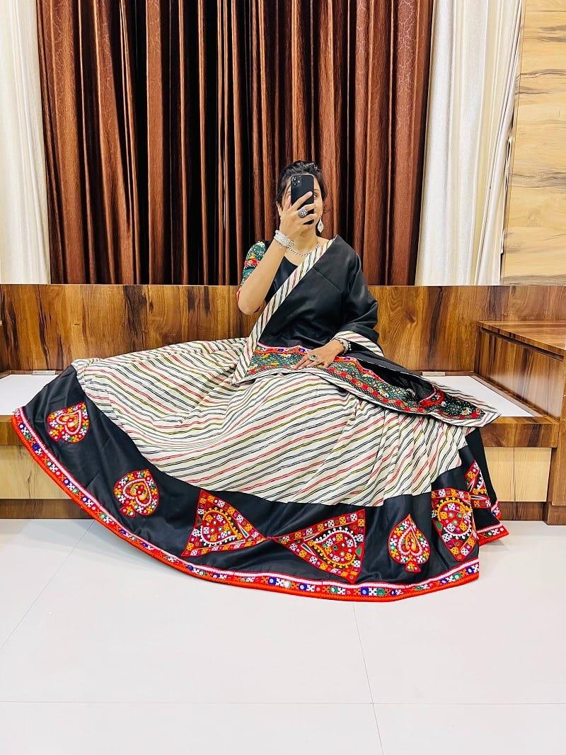 Navratri Wear Chaniya Choli D.No. 7048 - Anant Exports