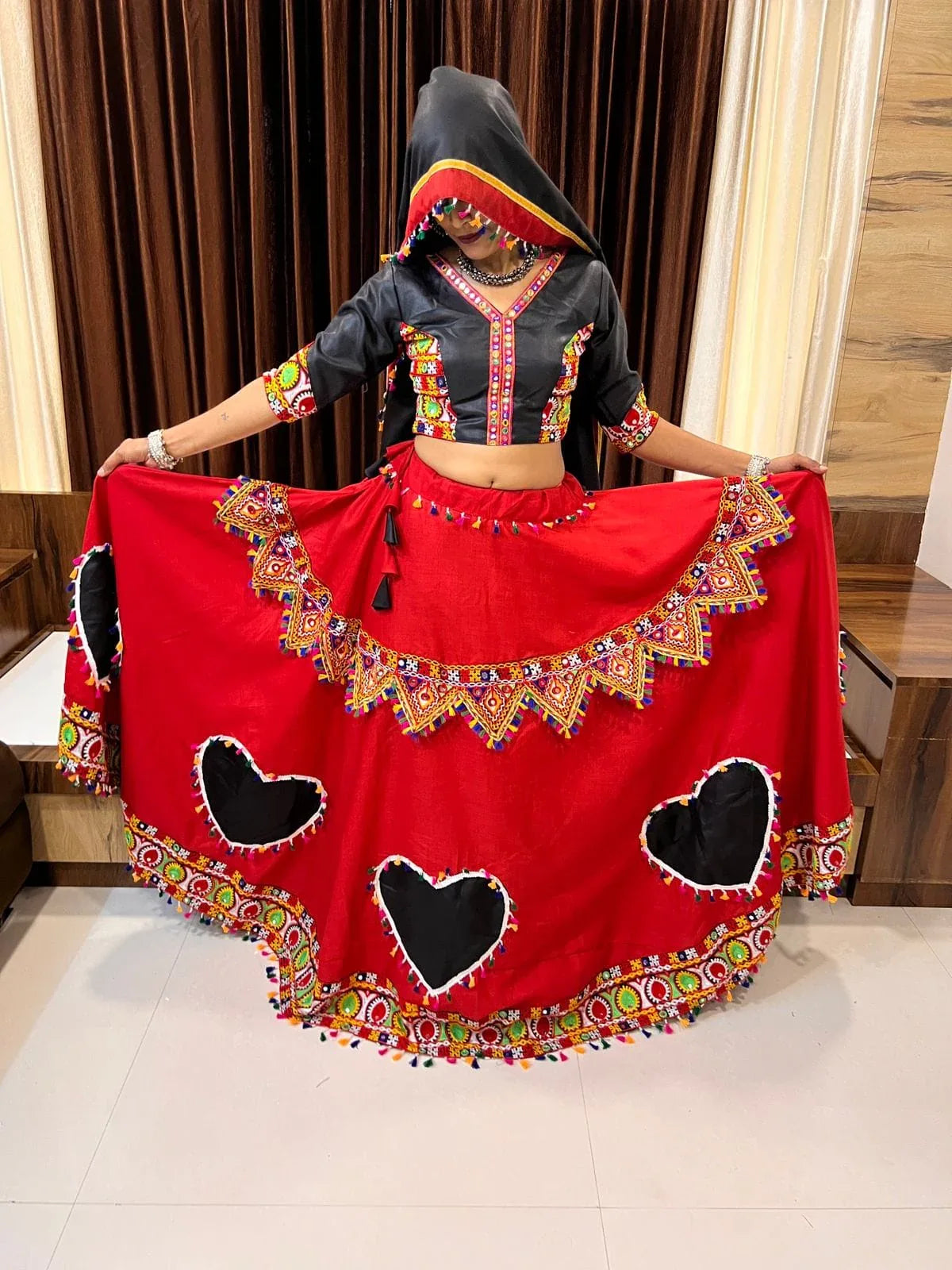 RAJWADI VOL -8 NAVRATRI SPECIAL TRADITIONAL CHANIYA CHOLI D.NO. 7054 - Anant Exports