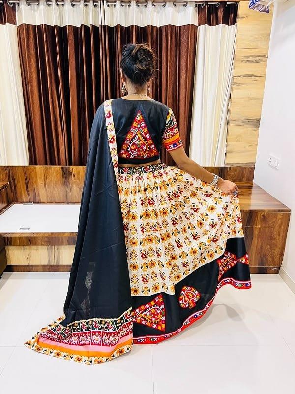 NAVRATRI WEAR CHANIYA CHOLI D.NO. 7038 - Anant Exports