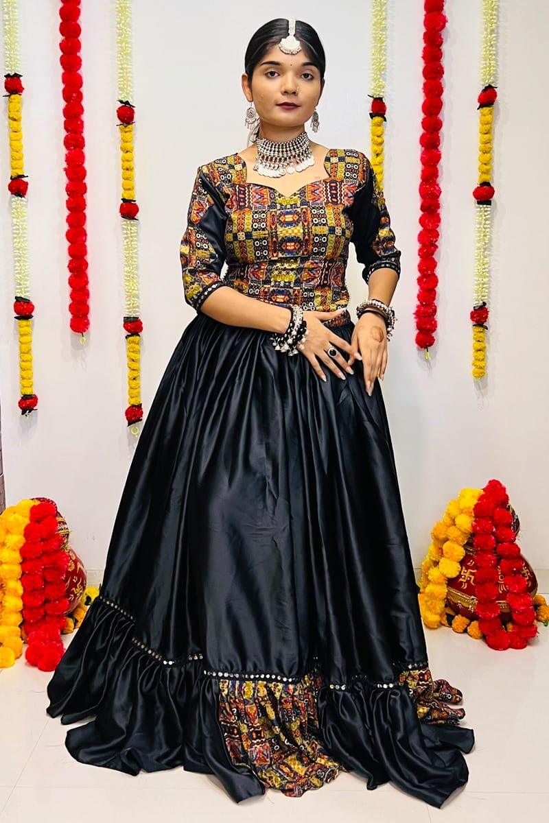 NAVRATRI WEAR CHANIYA CHOLI D.NO. 7058 - Anant Exports