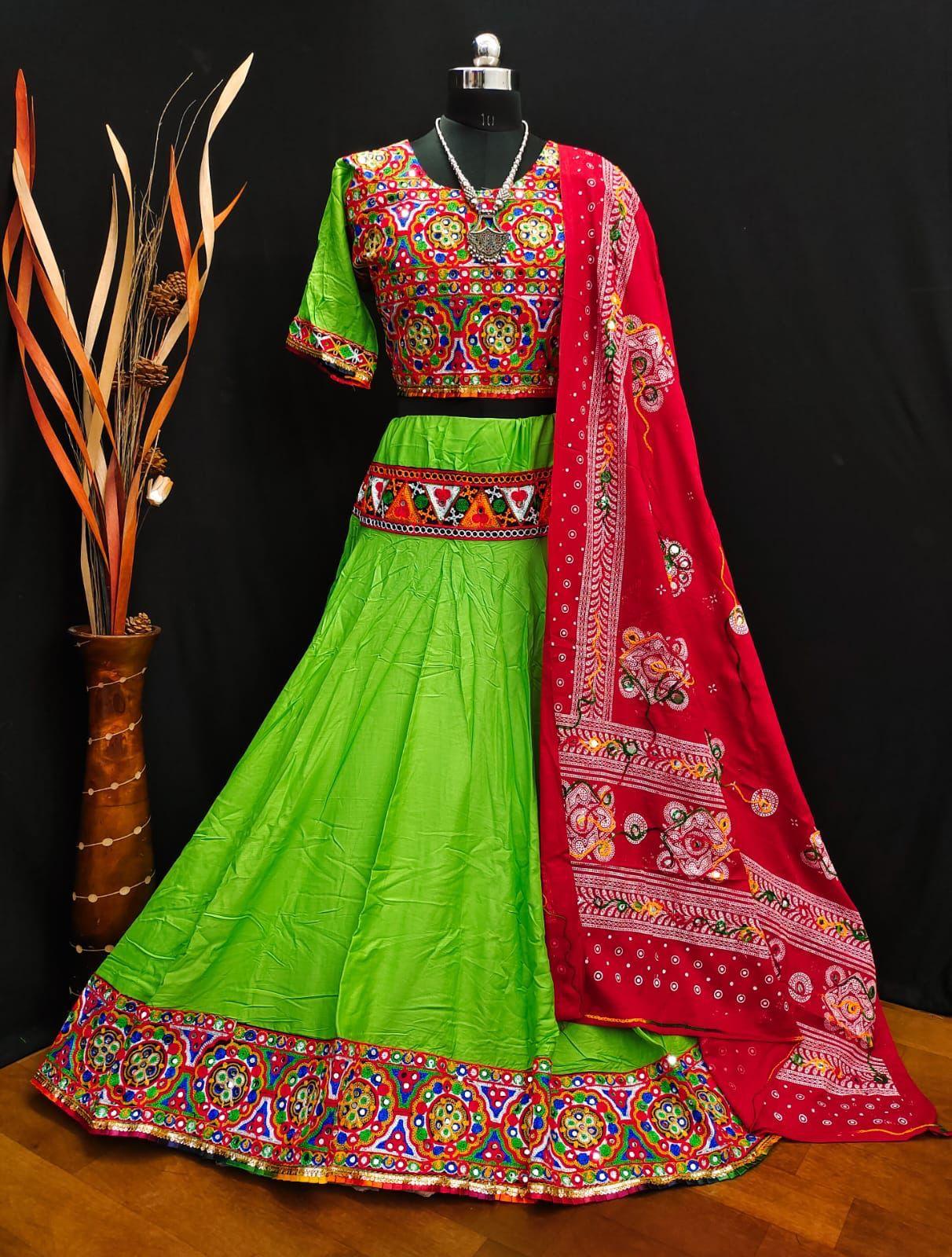 Navratri Wear Traditional Lehenga Choli D.No. 10006 - Anant Exports