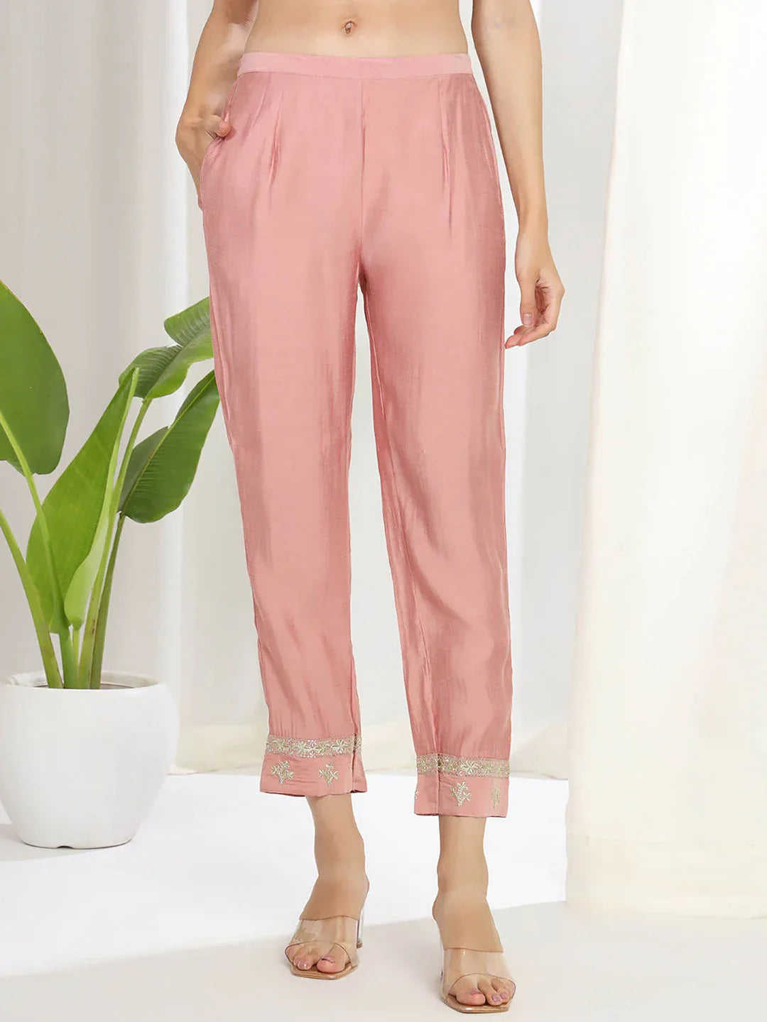 Beautiful Women Pink Silk Blend Kurta Set With Fancy Dupatta