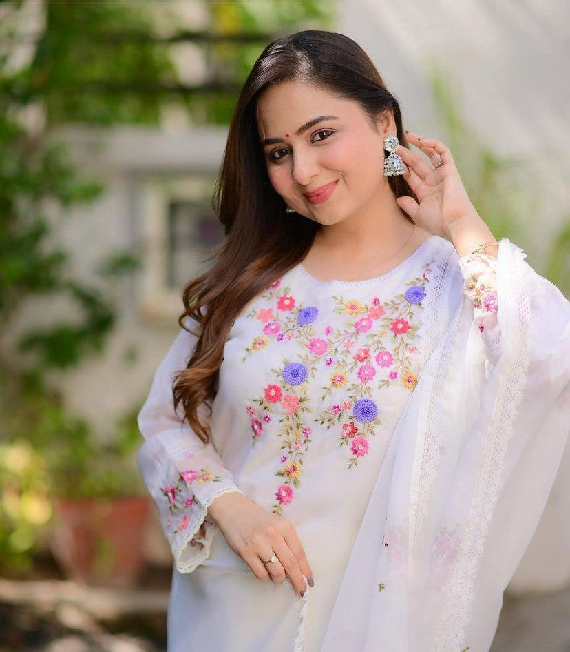 White Georgette Kurti Set with Floral Embroidery & Dupatta