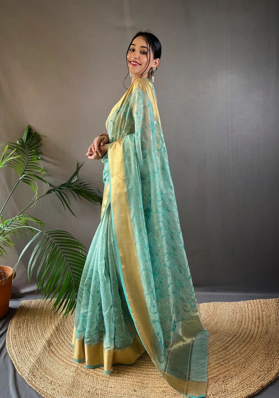 Beautiful Party Wear Zari Tissue With Sequen Work Saree - Anant Exports