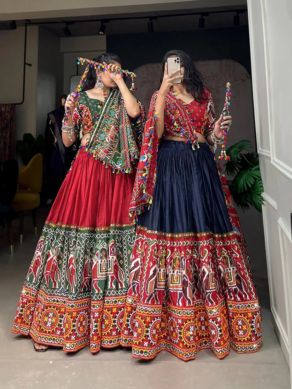 Trending Navaratri Lehenga Choli Collection dno 1629