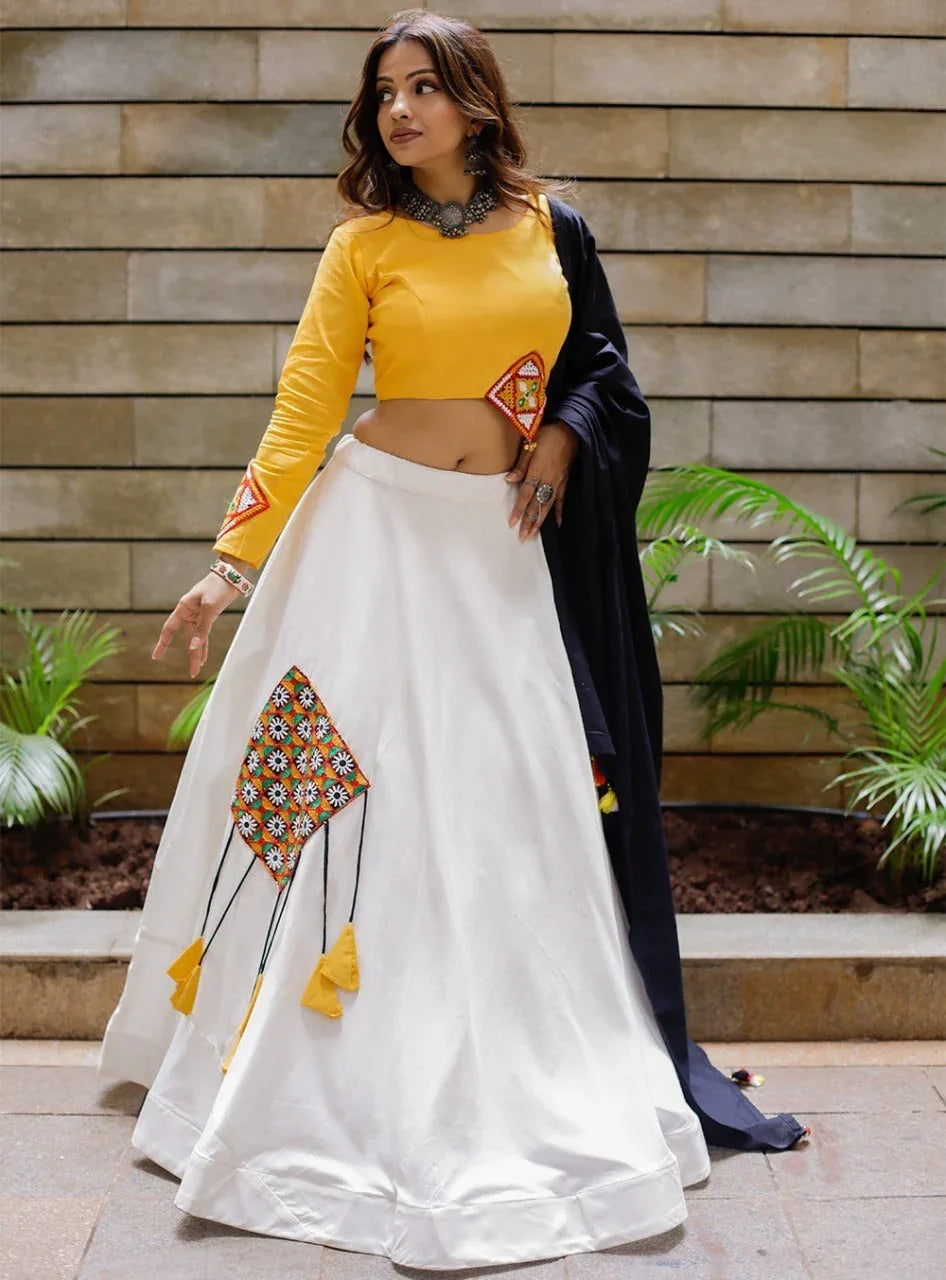 Navratri Special Traditional Looks For Lehenga choli Dno 1618 - Anant Exports