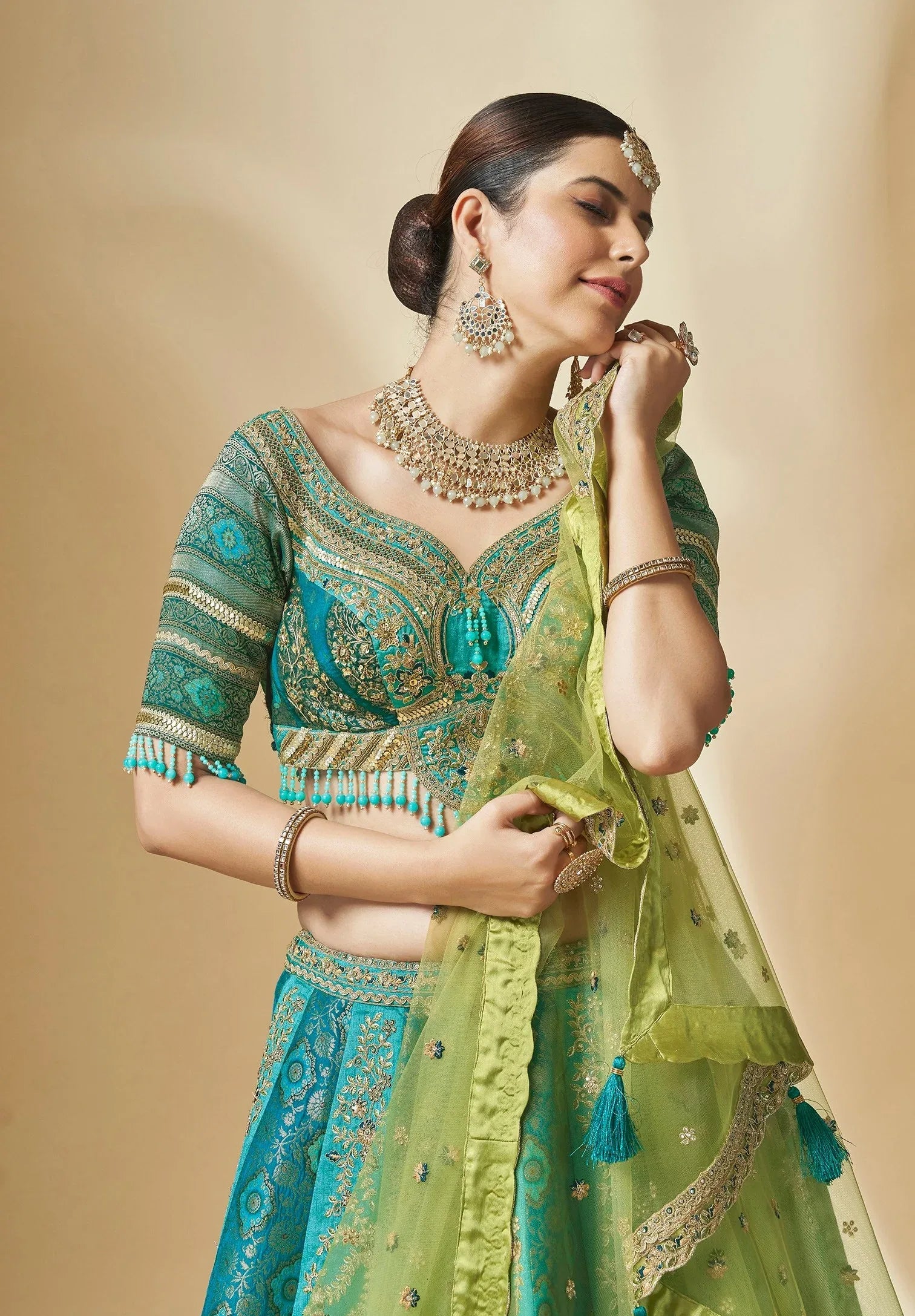 Designer Wedding Wear Pure Handwork Bridal Lehenga Choli