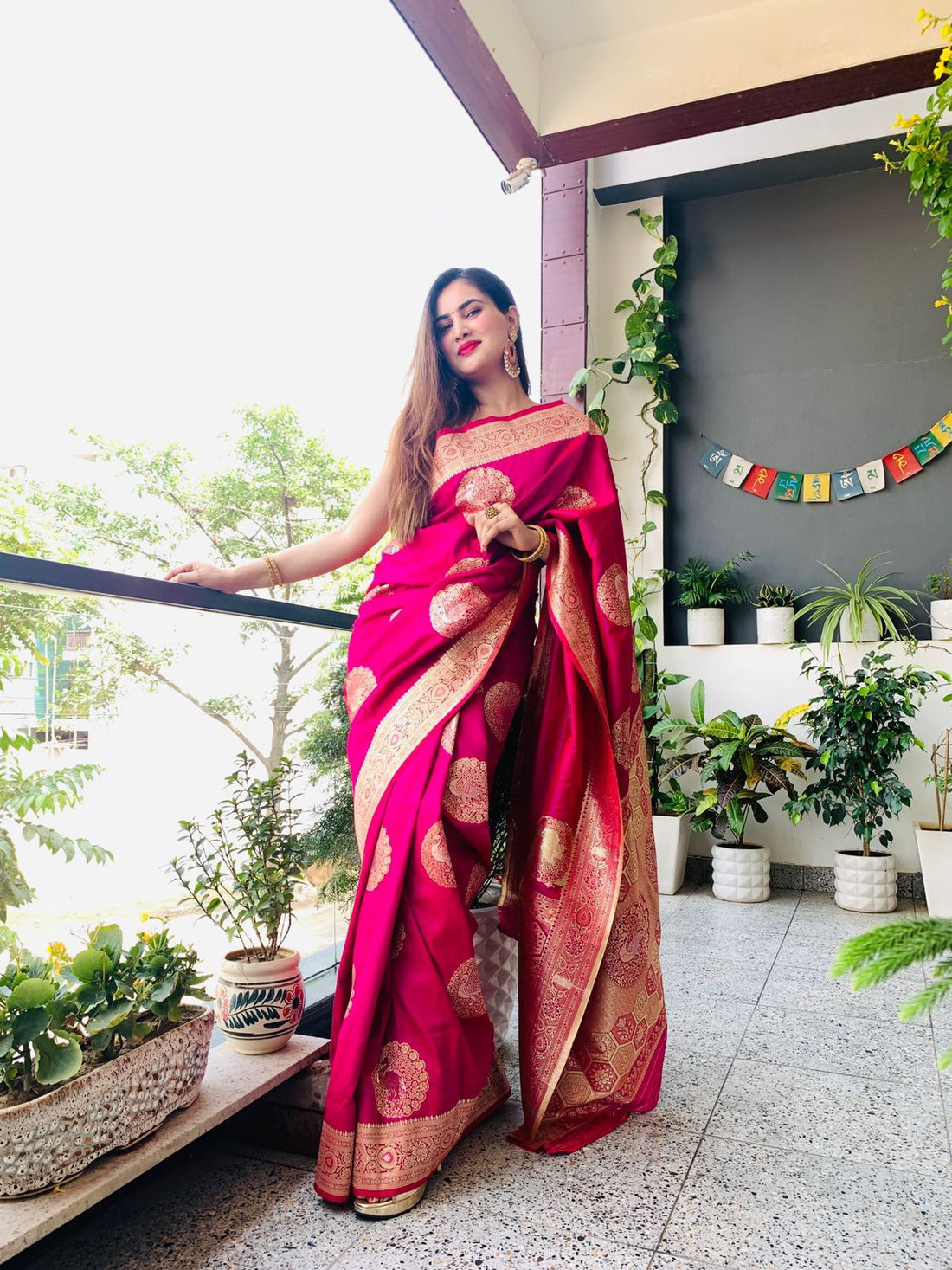 BEAUTIFUL RICH PALLU & ZARI SAREE Anantexports