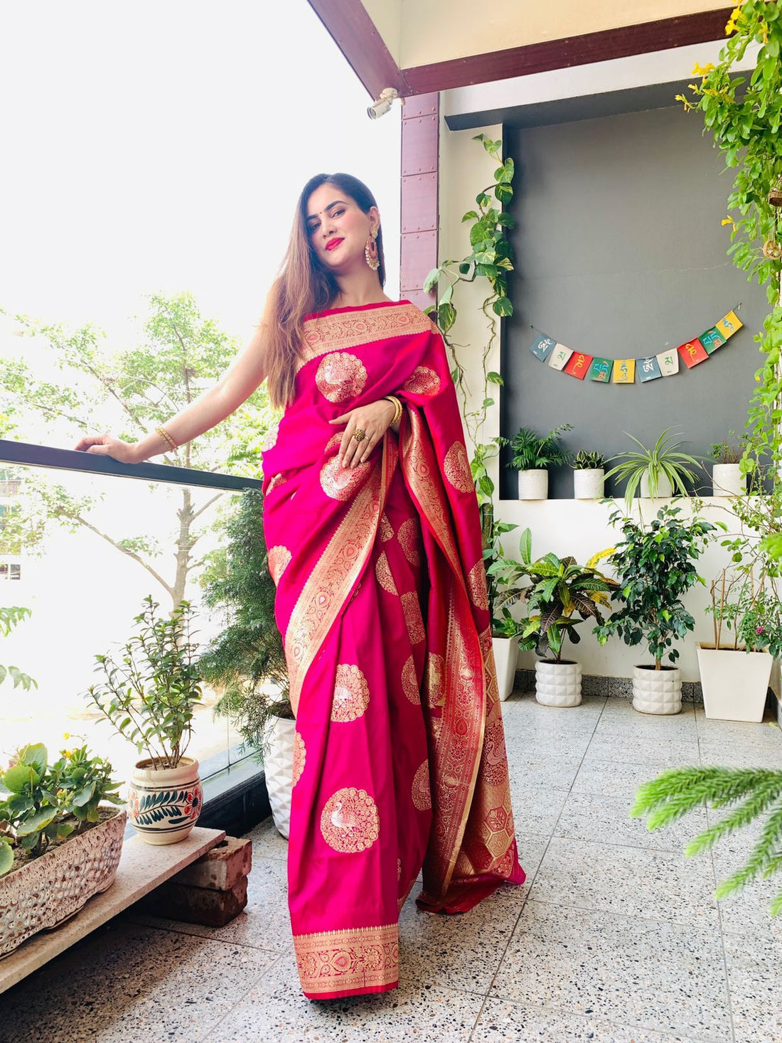 BEAUTIFUL RICH PALLU & ZARI SAREE Anantexports