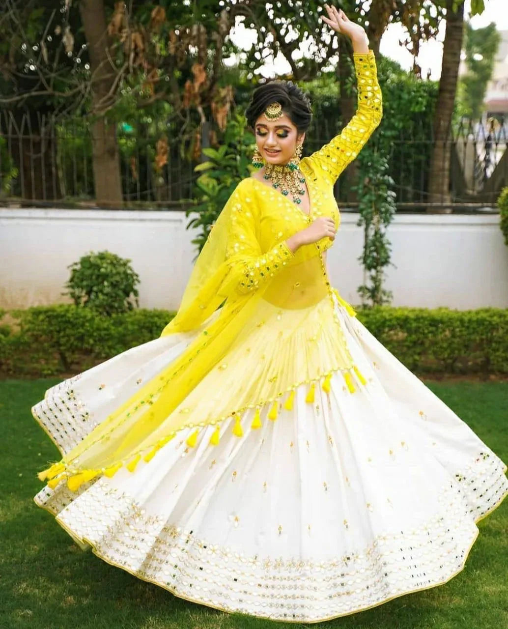 HEAVY REYON LEHENGA CHOLI Anant Tex Exports Private Limited