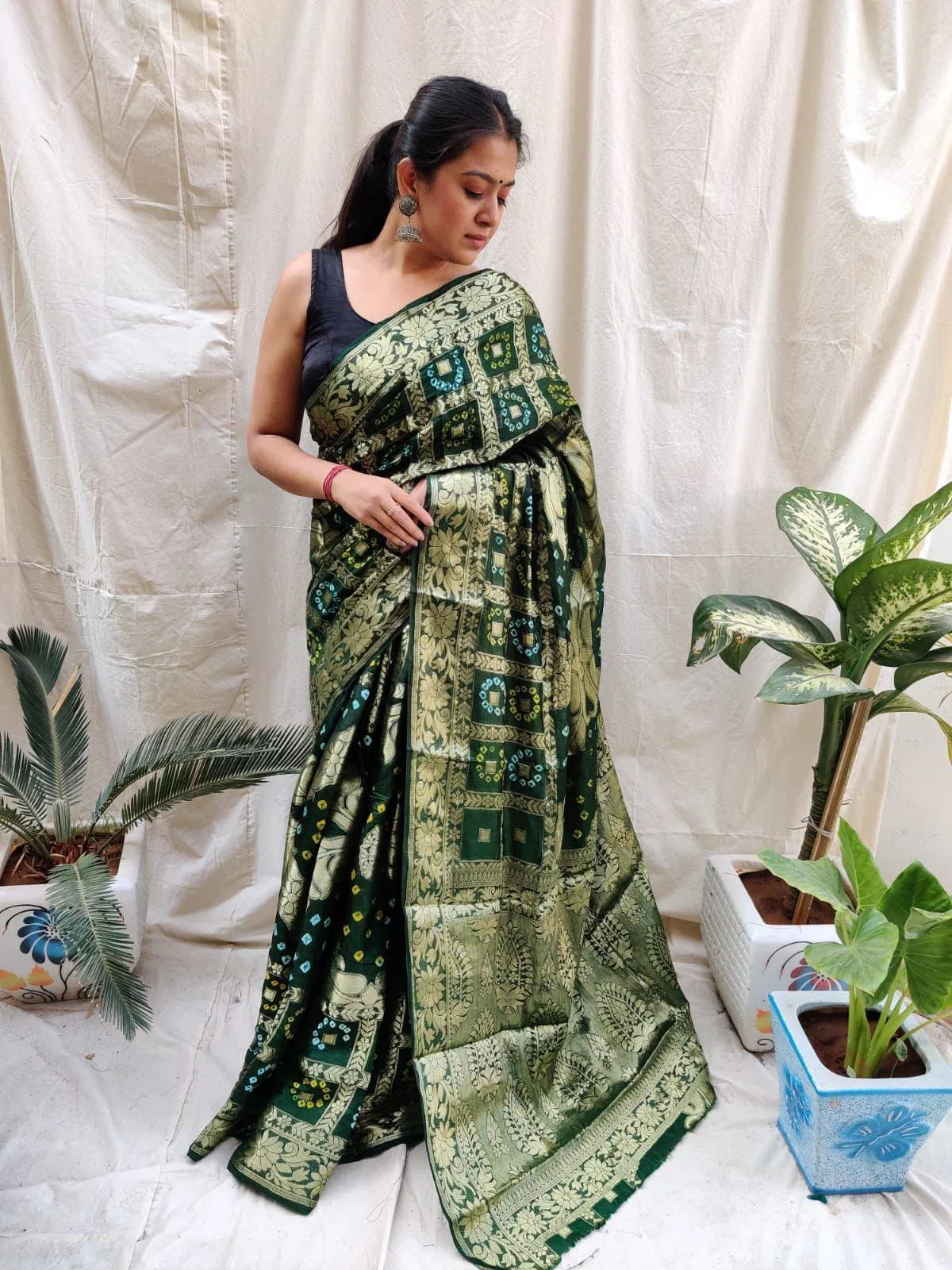 PAVITRA ZIGZAG JAIPURI SILK BANDHANI SAREE Anant Tex Exports Private Limited