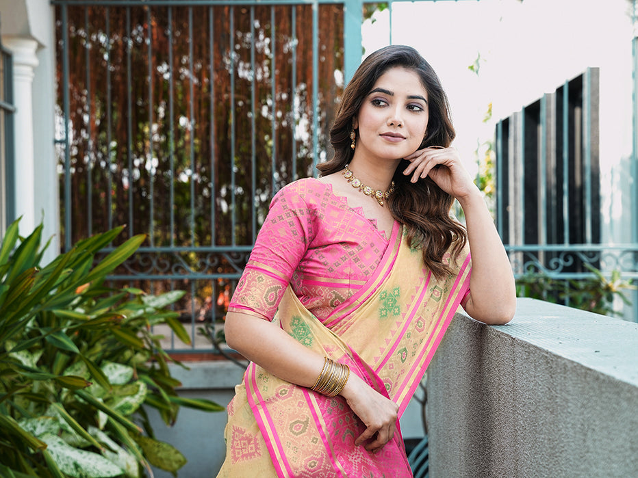 Cream Organza Zari Woven Patola Organza Saree