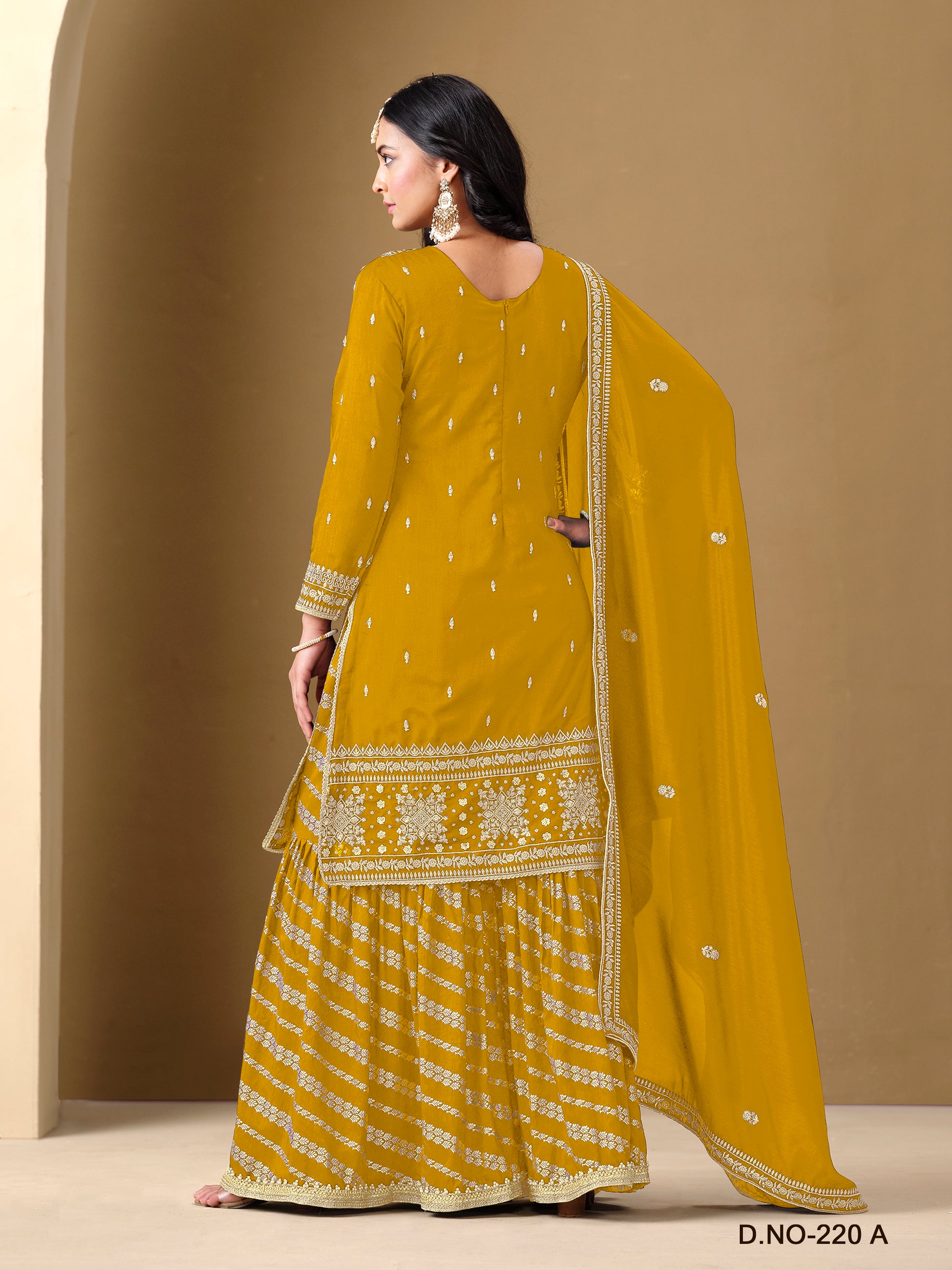 Palazzo suit