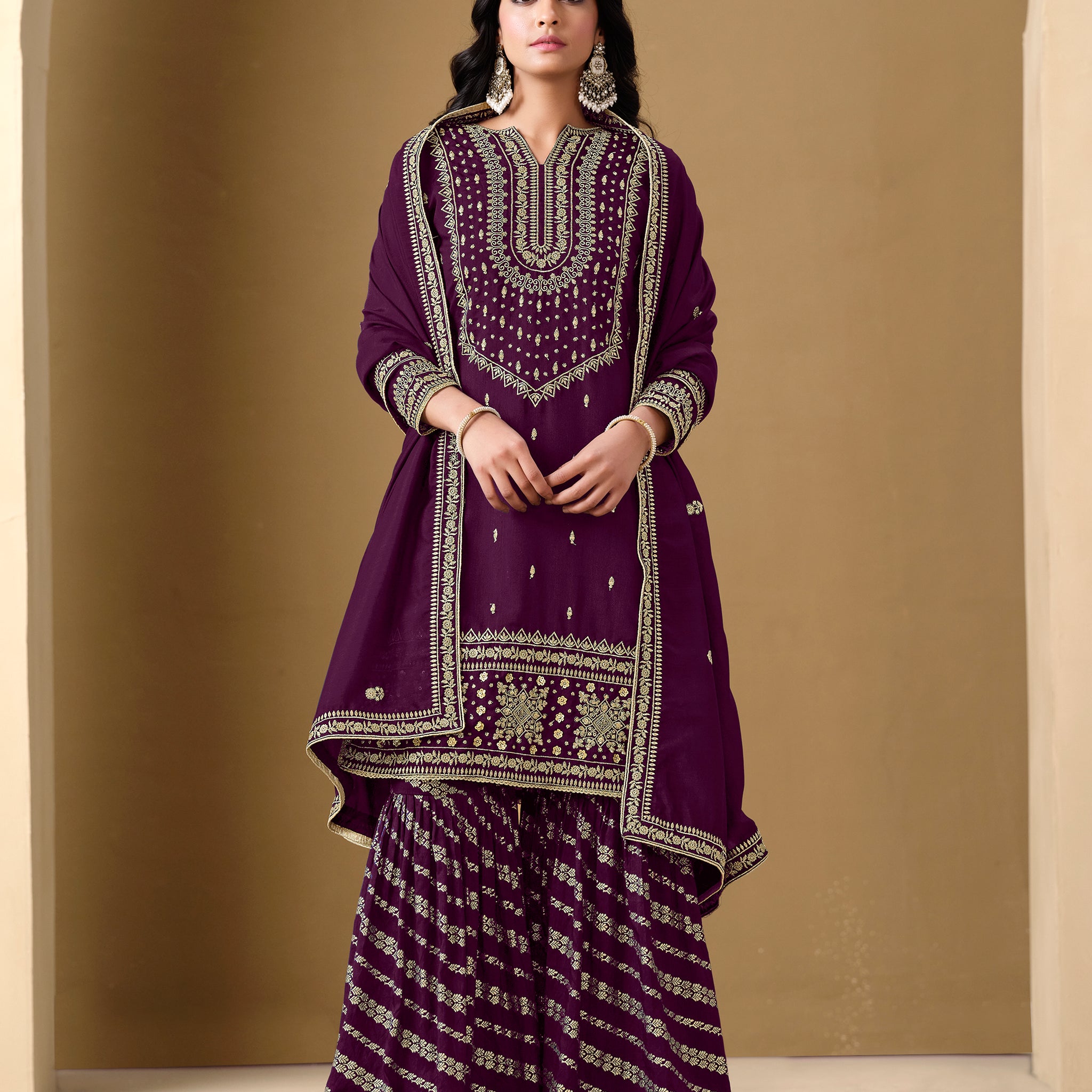 Palazzo suit