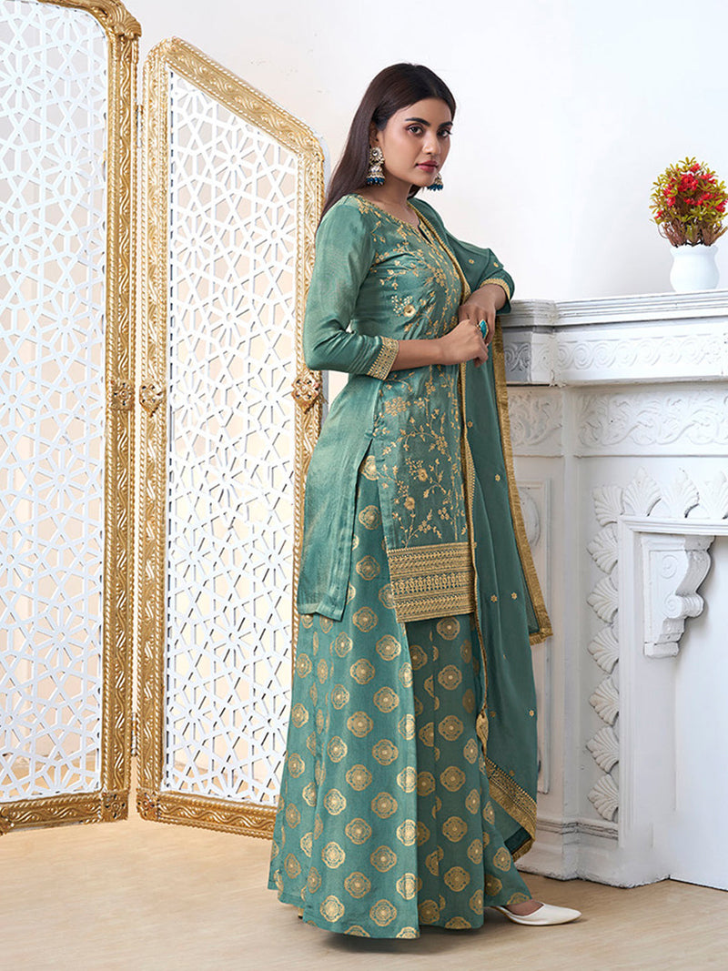 Elegant V-neck kurta and flared sharara in green