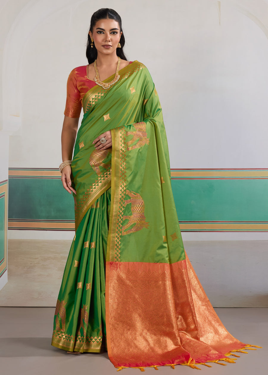Green Pure Soft Silk Handloom Saree Panetar Saree Anant Tex Exports Pvt.Ltd..