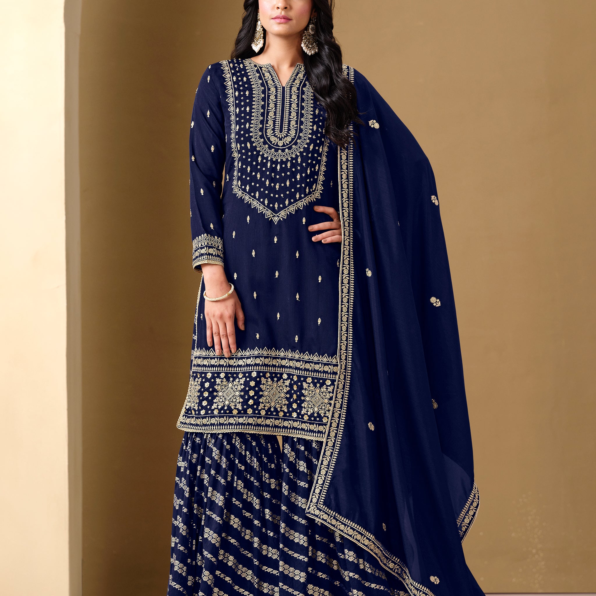 Palazzo suit