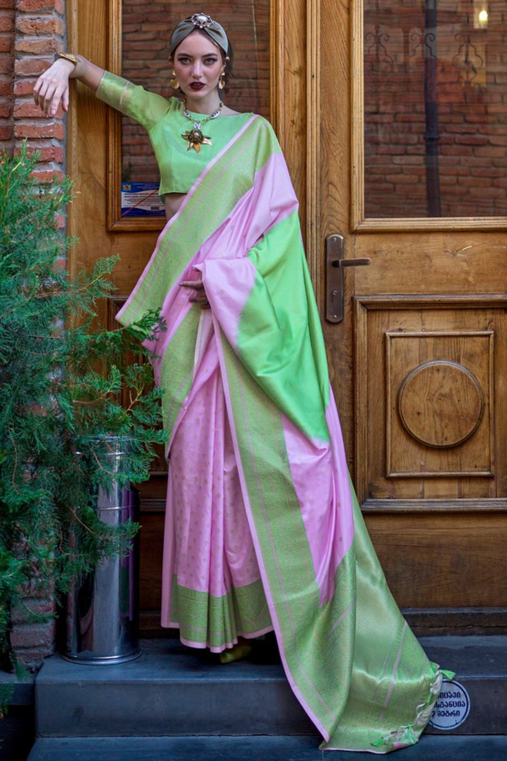Lavender Pure Soft Banarasi Handloom Banarasi Saree 