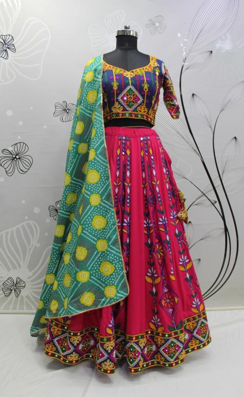 Beautiful Designer Navratri Garba Special Chaniya Choli