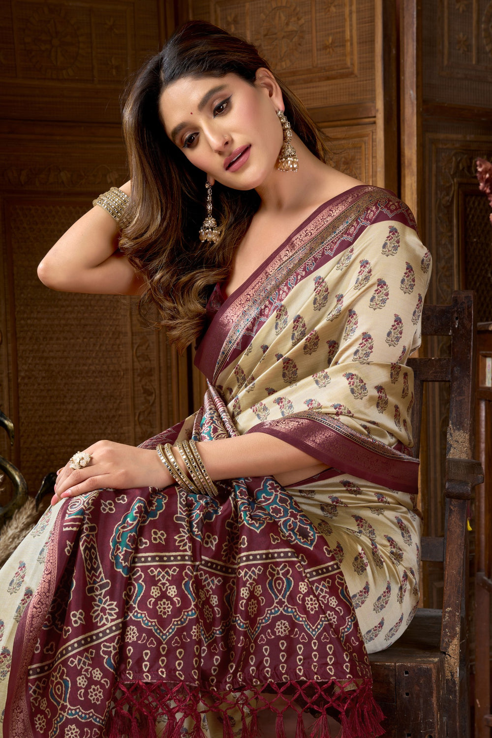 Cream Pure Cluster Silk Ajarkh Digital Printed Saree ##color## Floral Printed Saree with premium fabric and embroidery