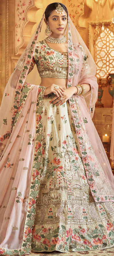 Beautiful Designer Bridal Velvet Chiku Wedding Lehenga