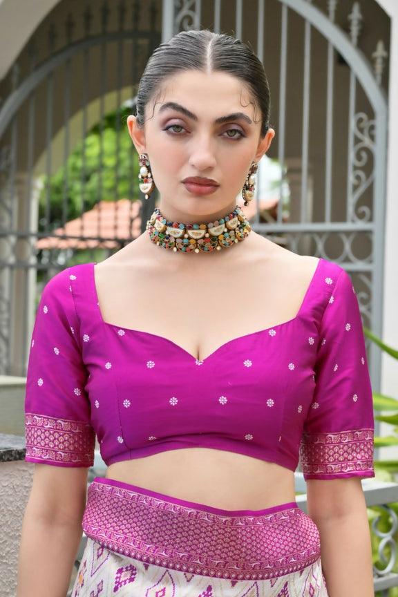 Magenta Pure Soft Banarasi Silk Patola Zari Woven Saree