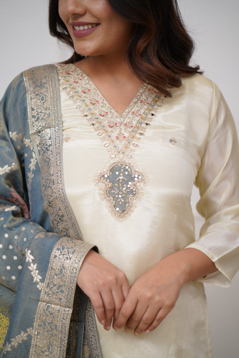 Ivory Viscose Chanderi Kurti Set with Jacquard Dupatta