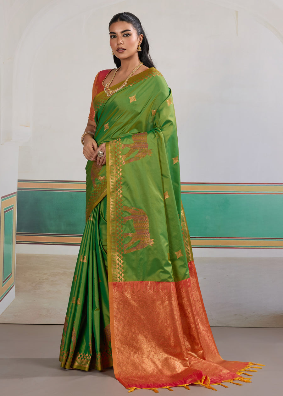 Green Pure Soft Silk Handloom Saree Panetar Saree Anant Tex Exports Pvt.Ltd..